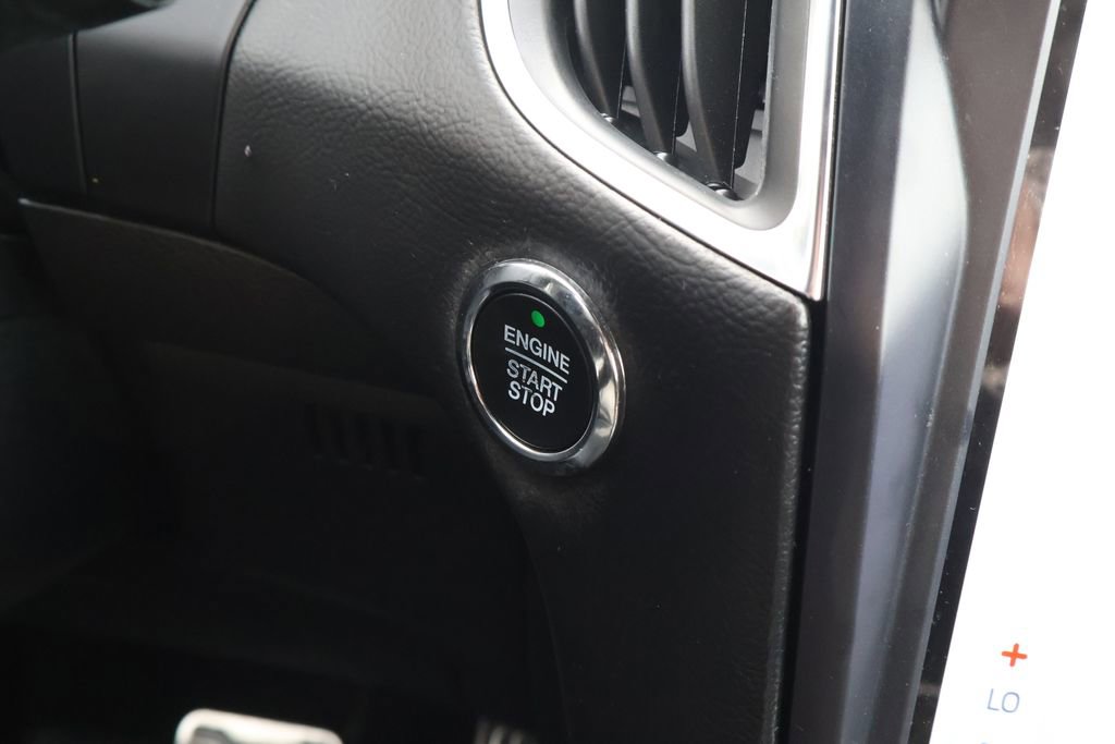 Used 2023 Ford Edge ST image 26