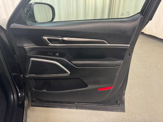 Used 2025 Kia Telluride S image 39