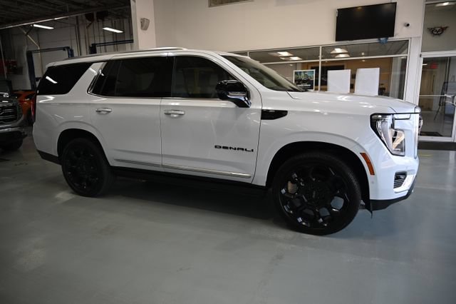 New 2026 GMC Yukon Denali w/ Denali Reserve Package AWD/4WD image 4