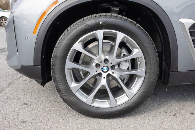 New 2026 BMW X5 xDrive40i image 5