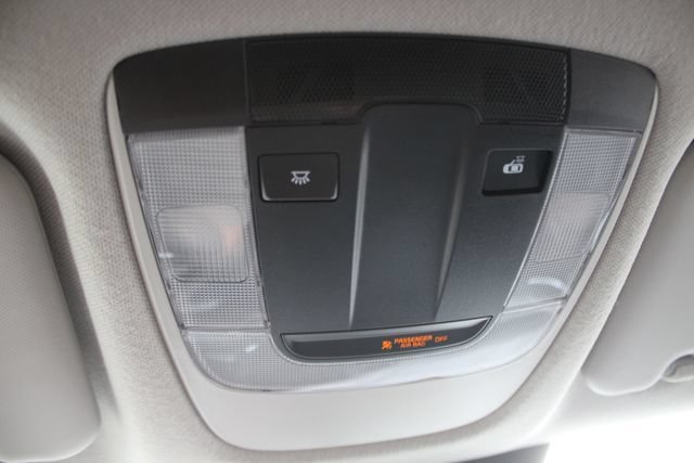 Used 2025 Kia Seltos LX AWD/4WD image 12
