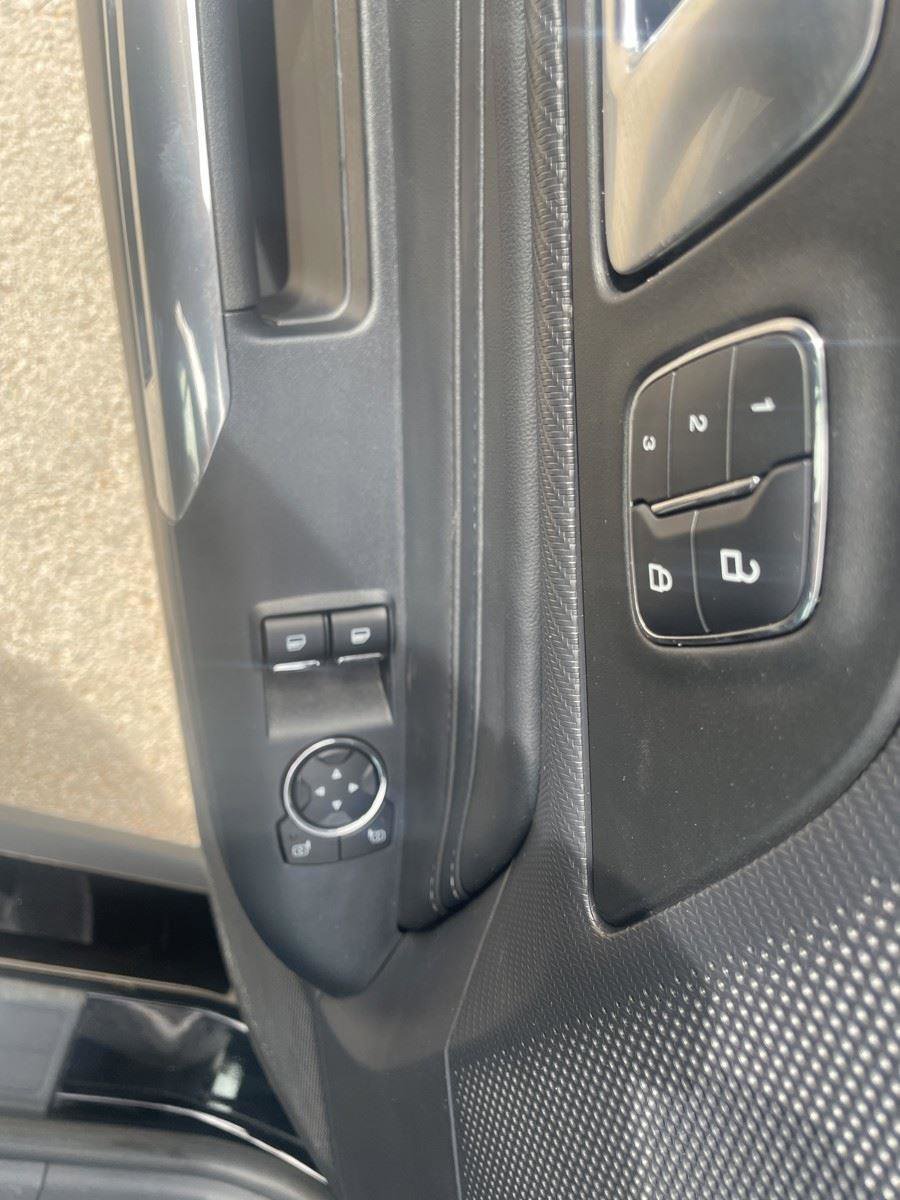 Used 2025 Ford Mustang GT Premium image 11