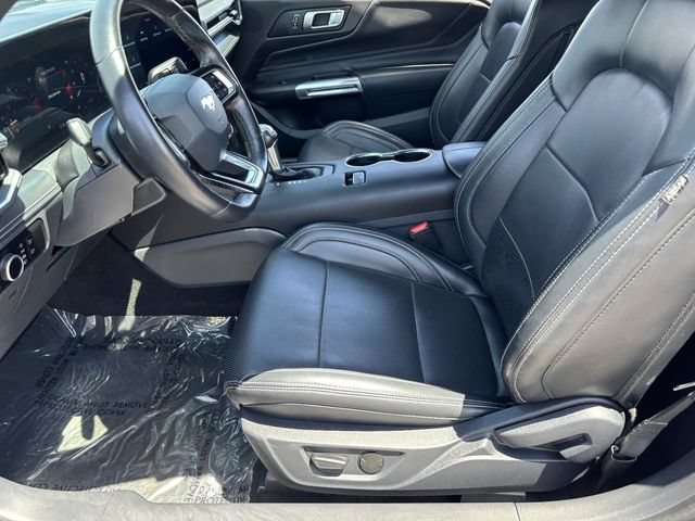 Used 2025 Ford Mustang Premium RWD image 19