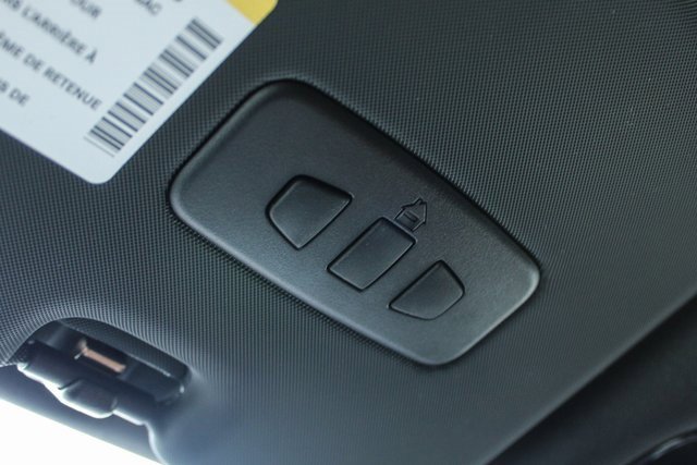 Used 2024 Alfa Romeo Stelvio Ti image 29