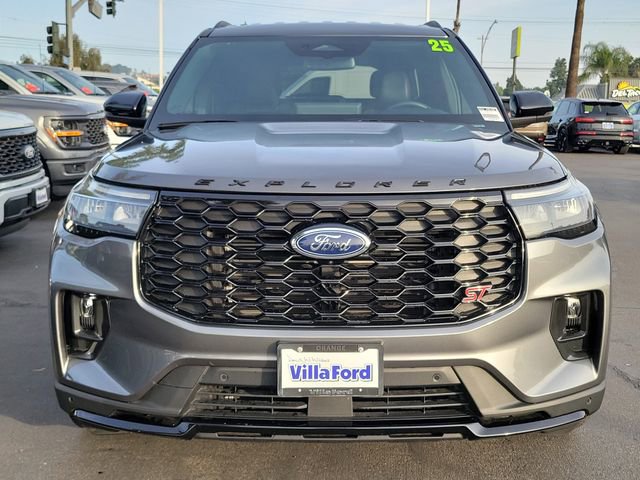 Used 2025 Ford Explorer ST image 23