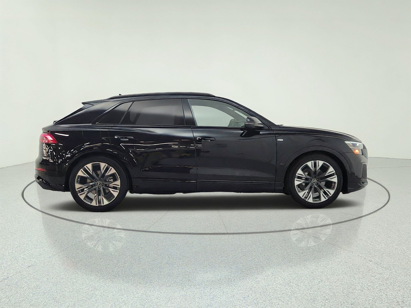 New 2026 Audi Q8 Premium Plus AWD/4WD image 4