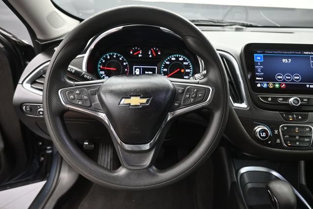 Used 2021 Chevrolet Malibu LT FWD image 27
