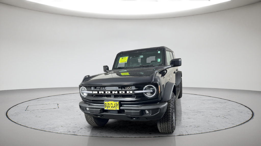 Used 2025 Ford Bronco Outer Banks w/ Sasquatch Package AWD/4WD image 2