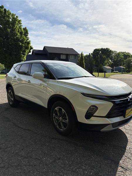 Used 2026 Chevrolet Blazer LT AWD/4WD image 21