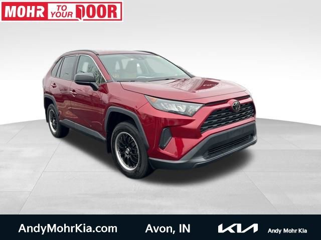 Used 2019 Toyota RAV4 LE w/ Carpet Mat Package image 1