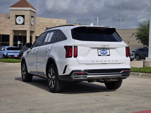 Certified 2022 Kia Sorento EX w/ Panoramic Sunroof Package FWD image 6