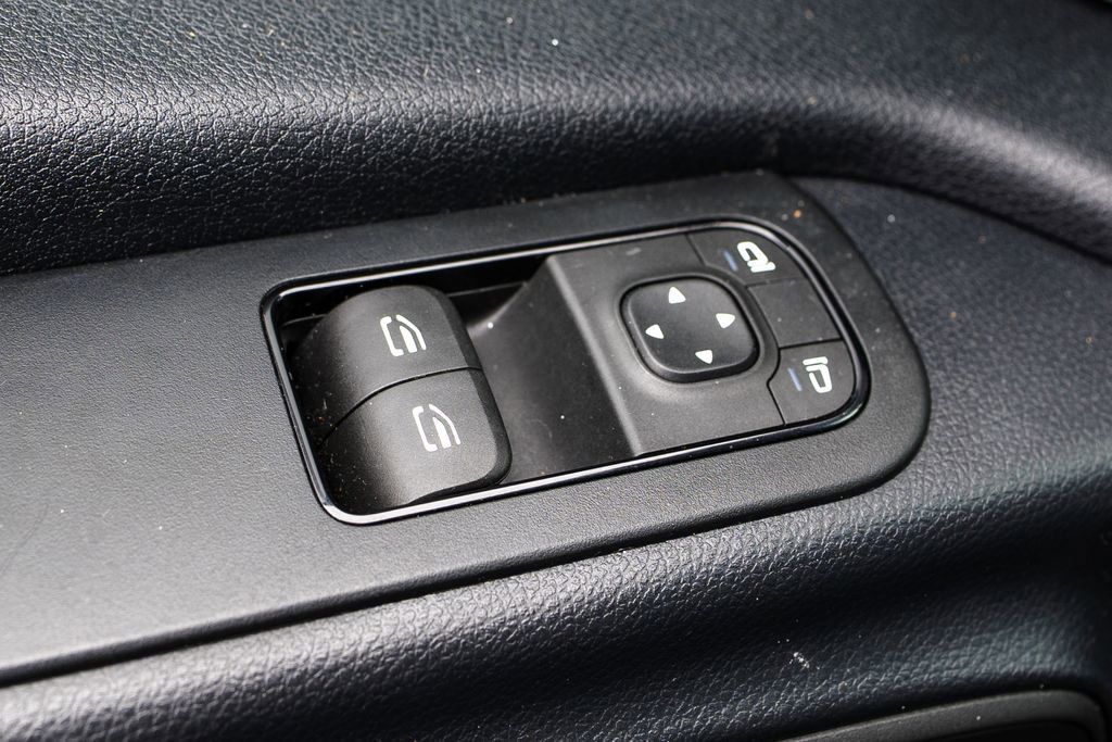 Used 2022 Mercedes-Benz Sprinter 4500 image 18