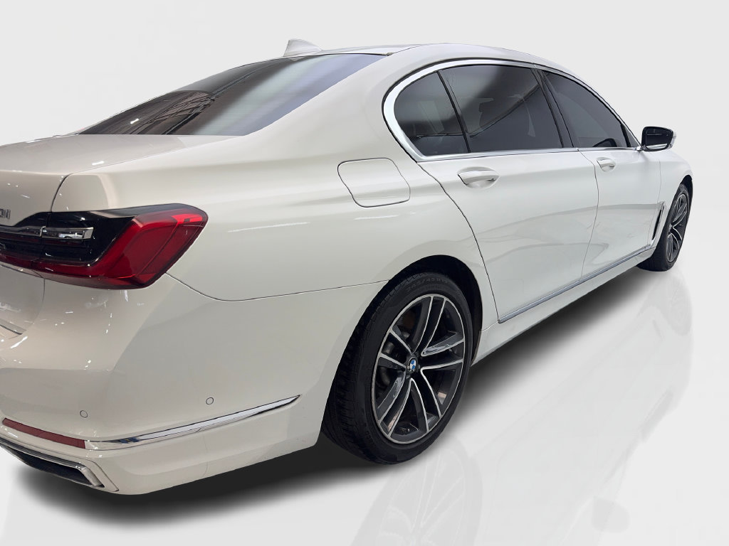 Used 2021 BMW 750i xDrive w/ Executive Package AWD/4WD image 15