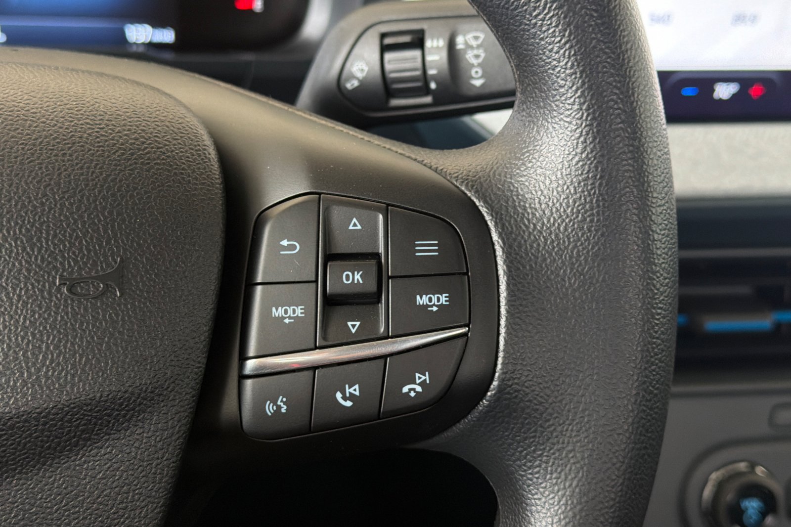 New 2026 Ford Maverick XLT FWD image 26