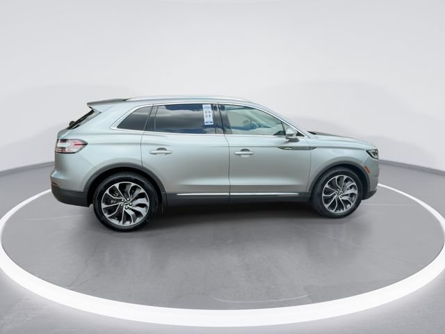 Used 2021 Lincoln Nautilus Reserve FWD image 9