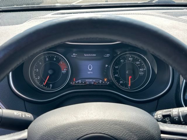 Used 2020 Jeep Cherokee Limited w/ Luxury Group AWD/4WD image 11