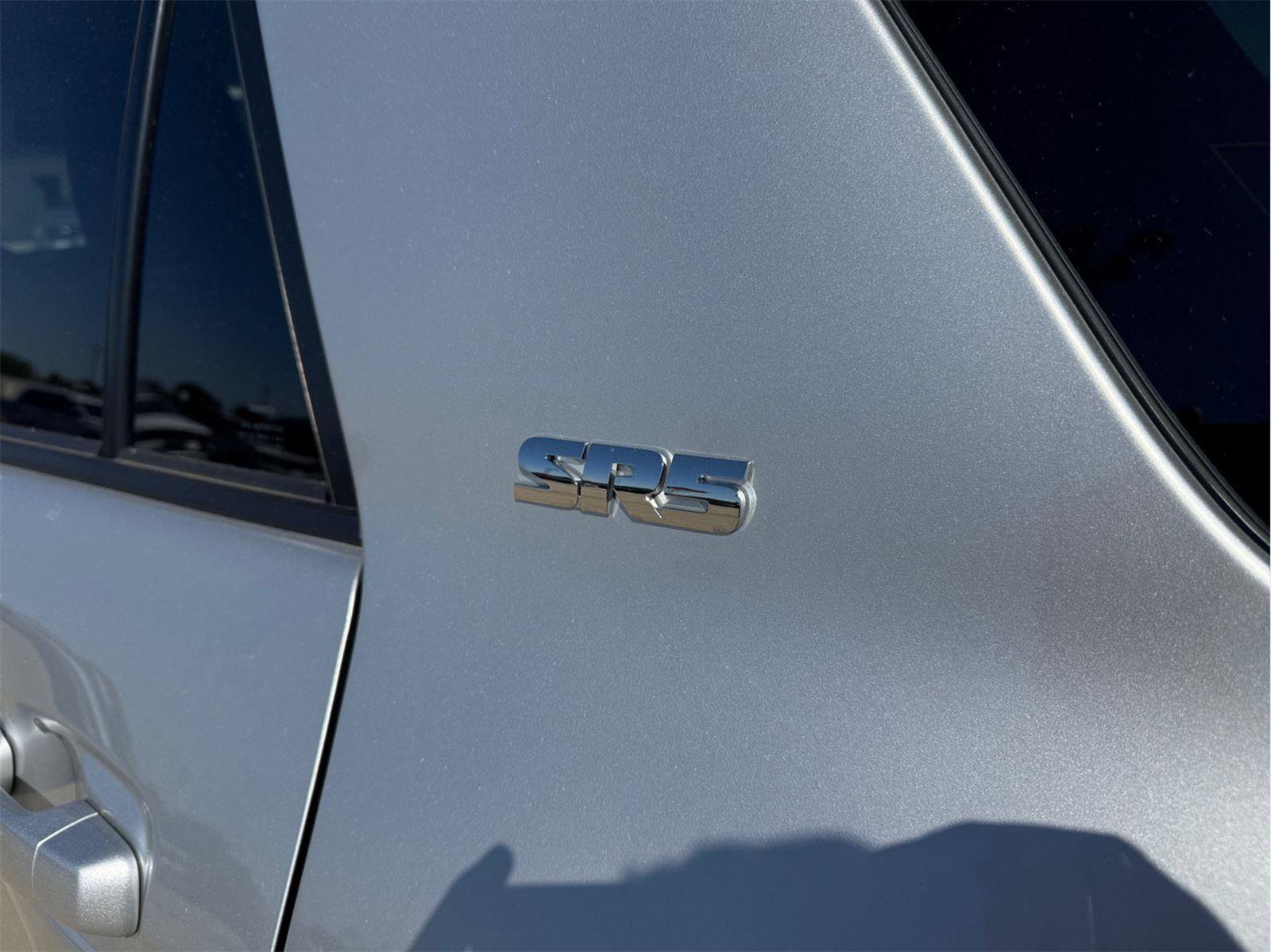 Used 2024 Toyota 4Runner SR5 AWD/4WD image 19