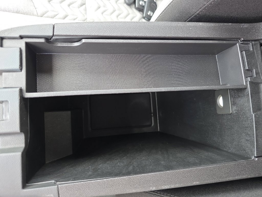 Used 2024 Chevrolet Equinox LT image 31