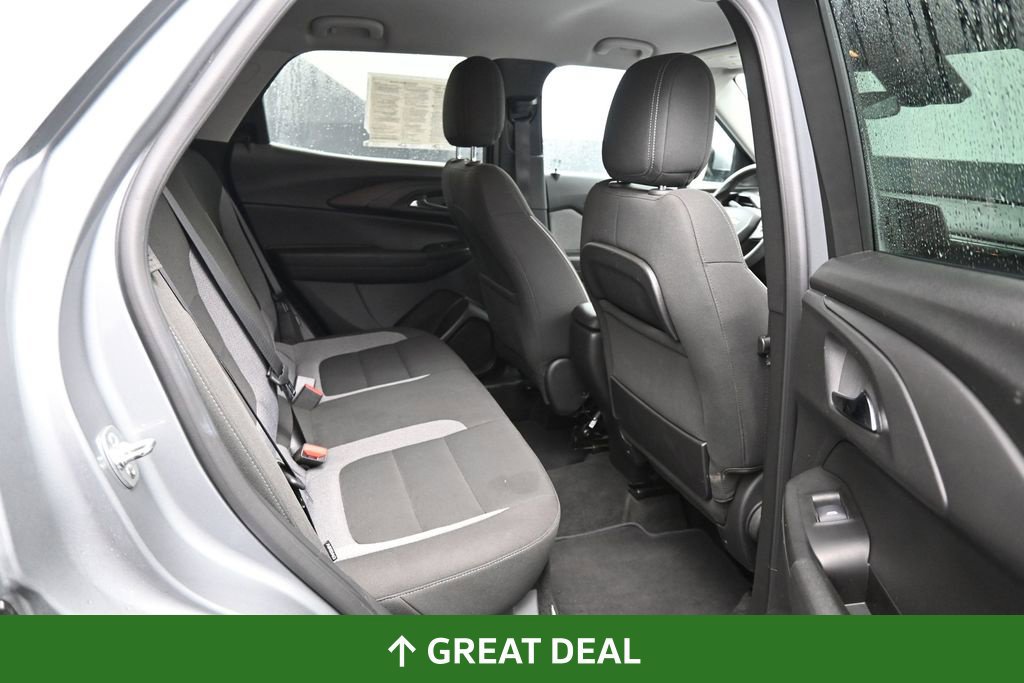 Used 2025 Chevrolet TrailBlazer LT AWD/4WD image 24