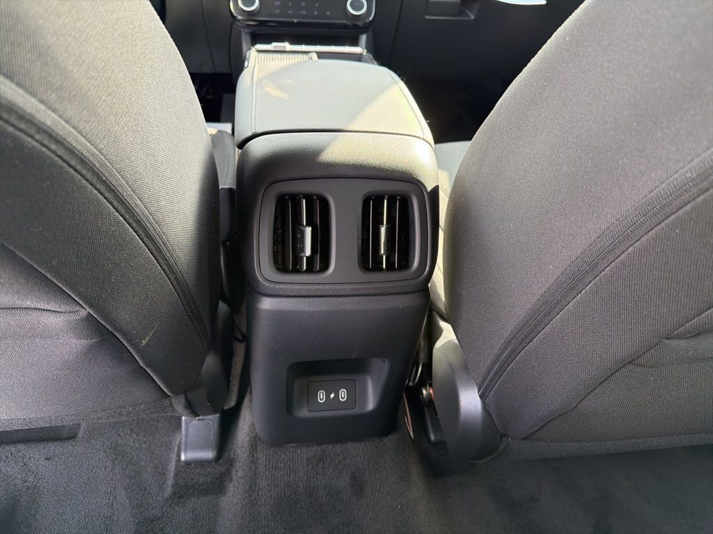 New 2026 Hyundai Tucson Blue SE image 18