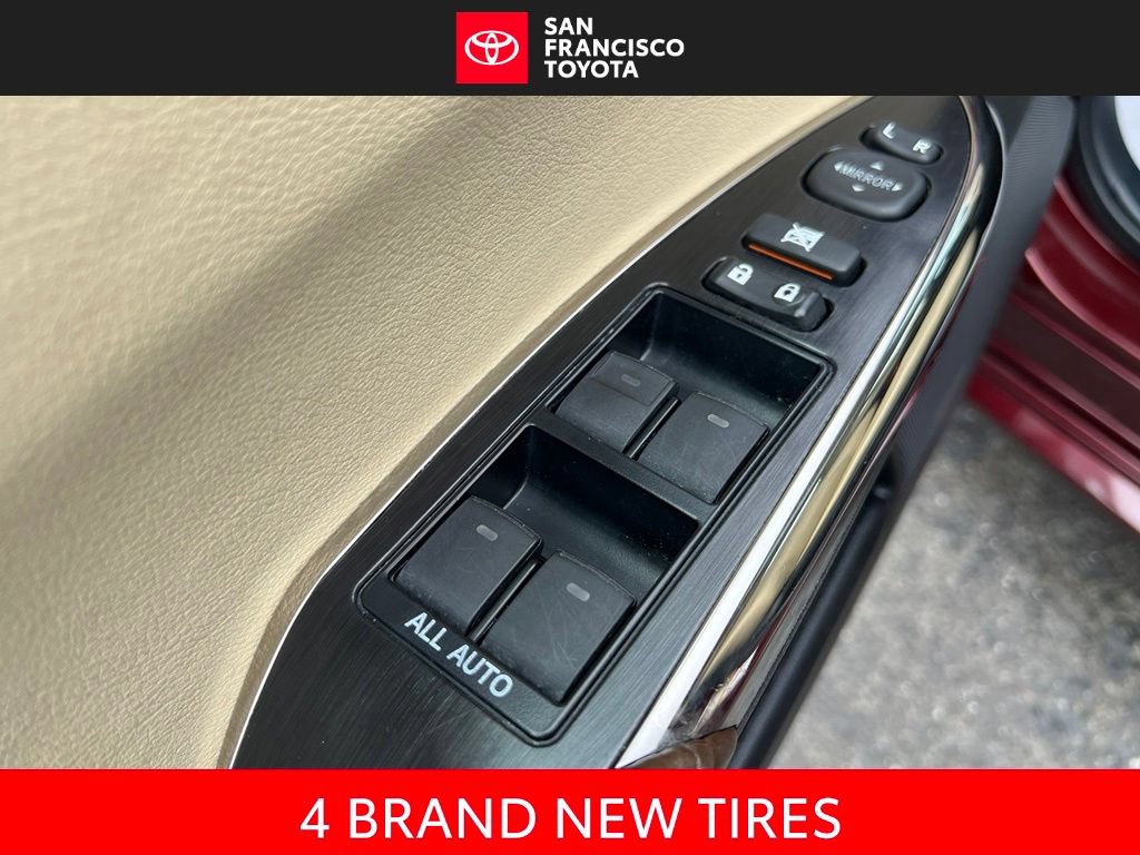 Used 2014 Toyota Avalon XLE Premium FWD image 36
