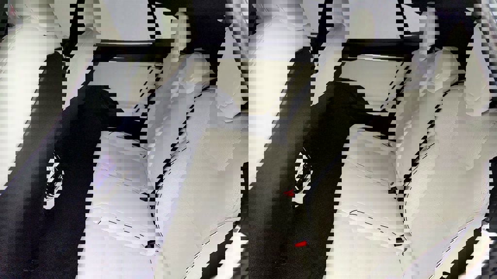 Used 2021 Tesla Model S Plaid image 24