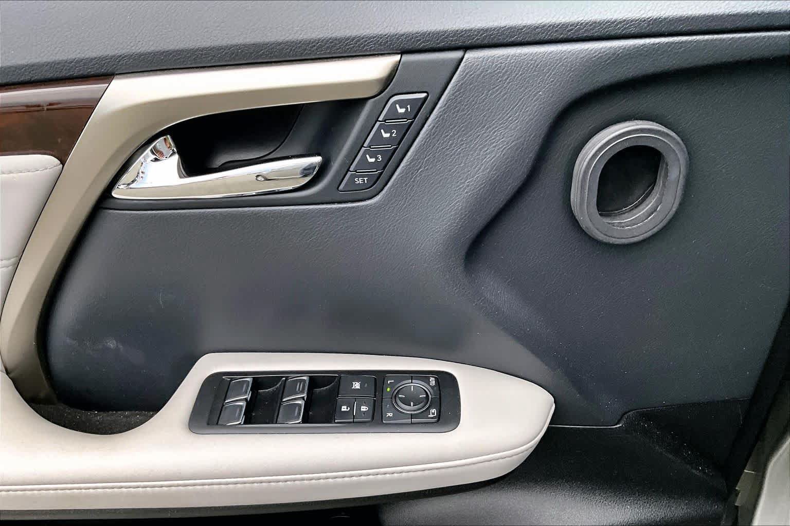 Used 2019 Lexus RX 350 AWD w/ Navigation Package image 35