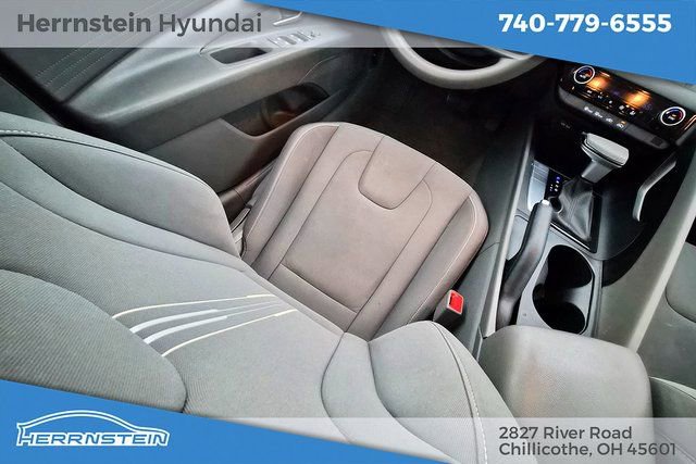 Used 2024 Hyundai Elantra SEL image 14