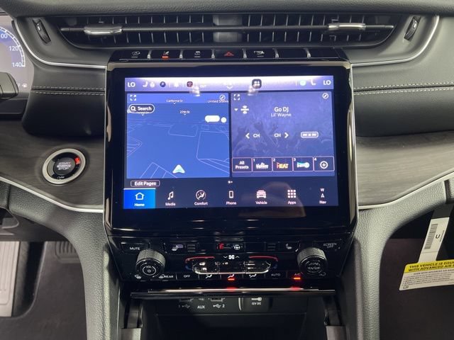 New 2025 Jeep Grand Cherokee Limited w/ Trailer Tow Package AWD/4WD image 20