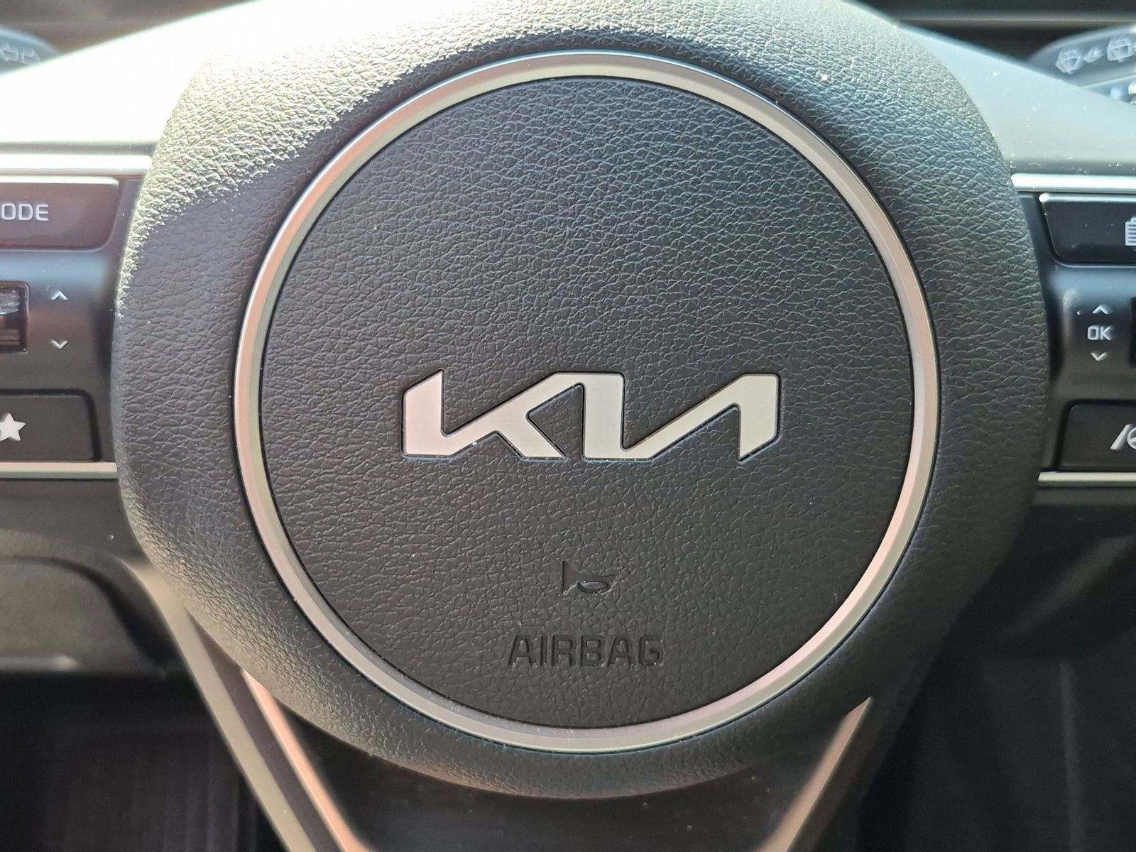 Used 2025 Kia Sportage X-Line AWD/4WD image 27