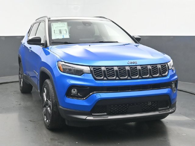 New 2026 Jeep Compass Limited w/ Sun, Sound & Navigation Group AWD/4WD image 8