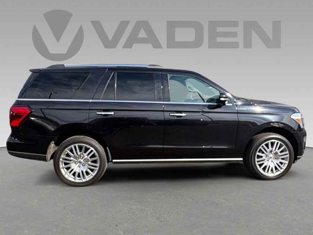 Used 2024 Ford Expedition Limited image 7