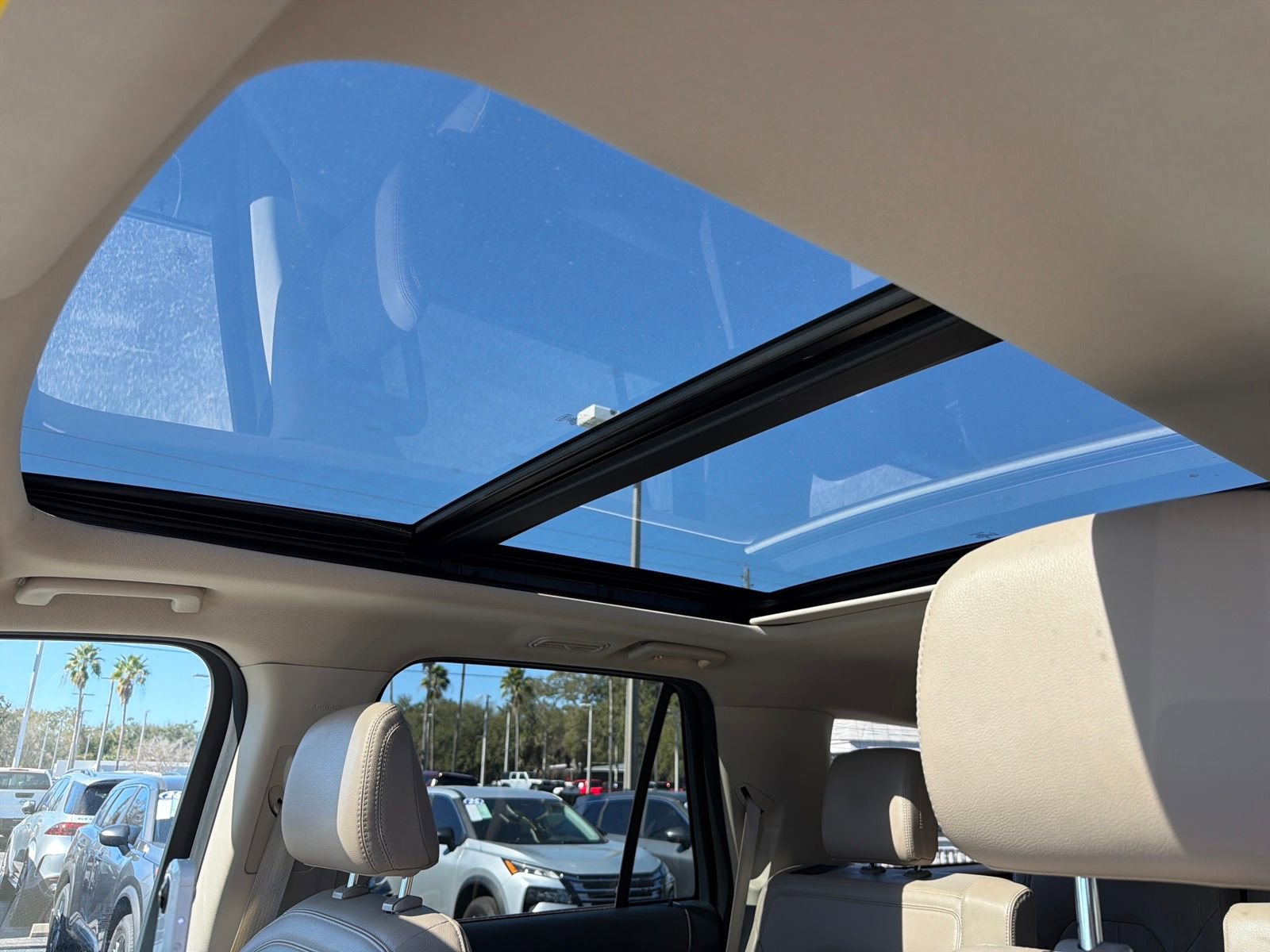 Used 2024 Ford Expedition Limited image 21