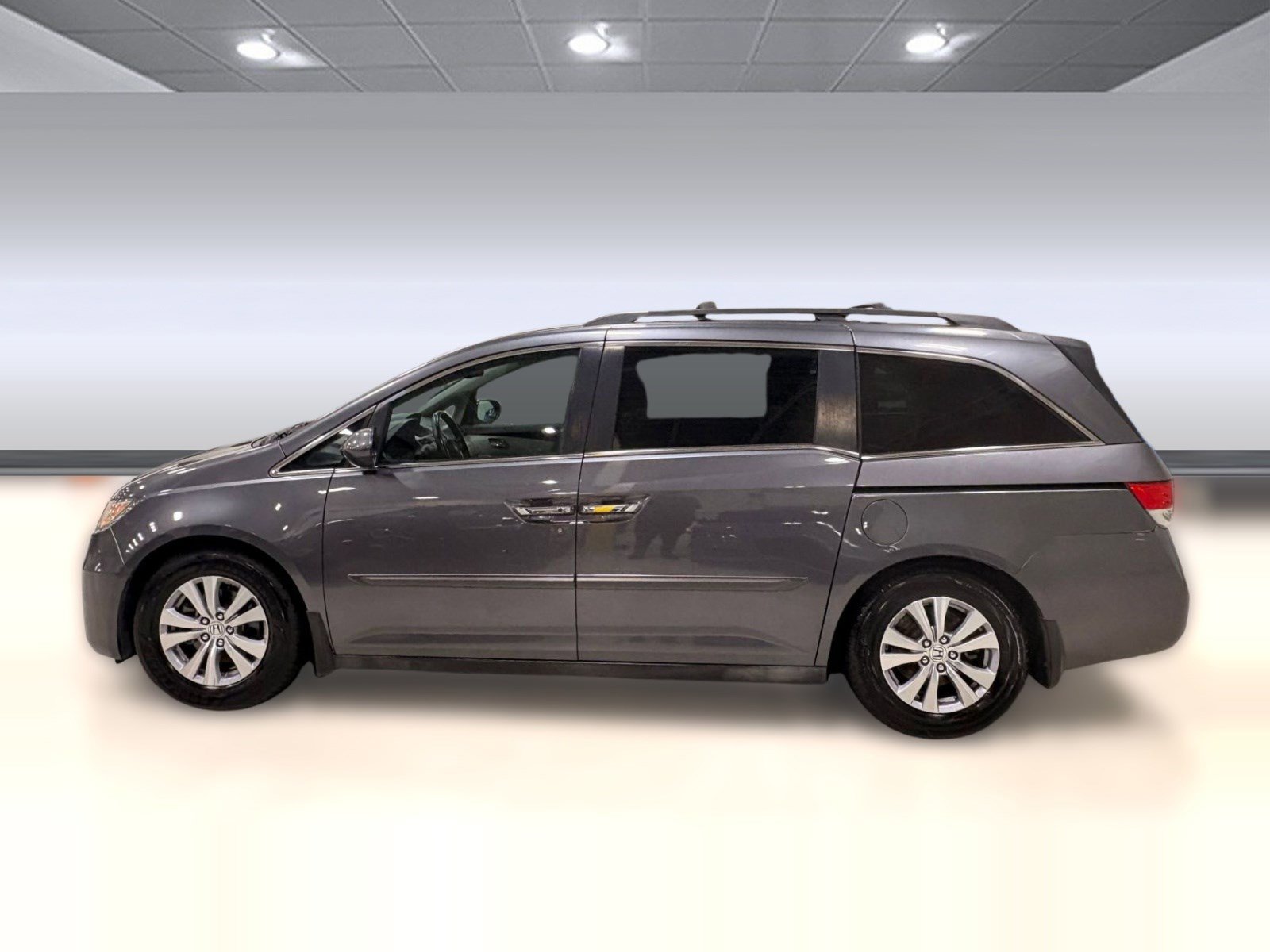 Used 2014 Honda Odyssey EX-L image 2