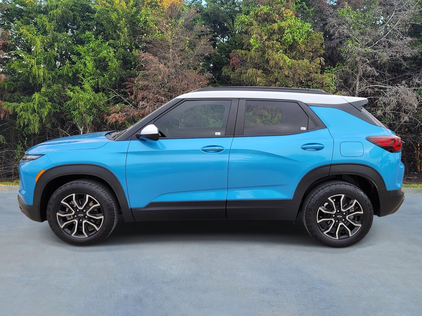 Used 2025 Chevrolet TrailBlazer ACTIV image 21