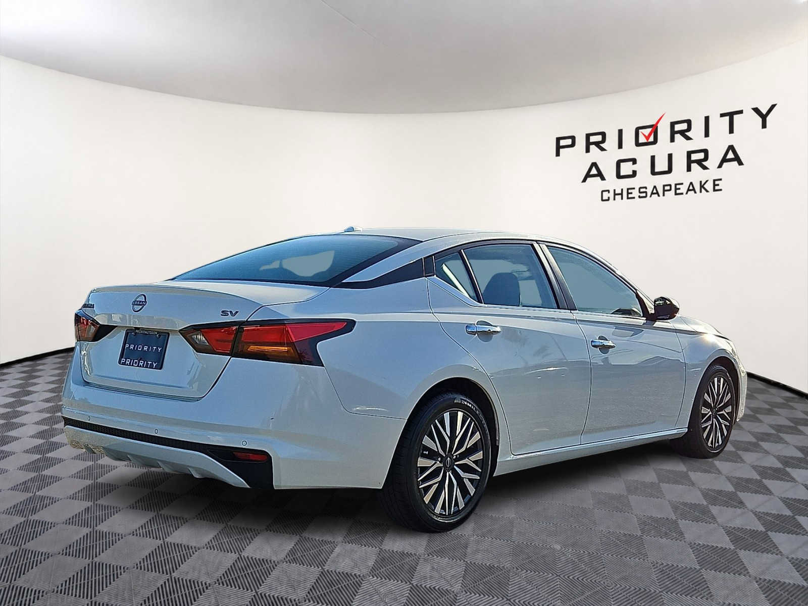 Used 2024 Nissan Altima 2.5 SV FWD image 4