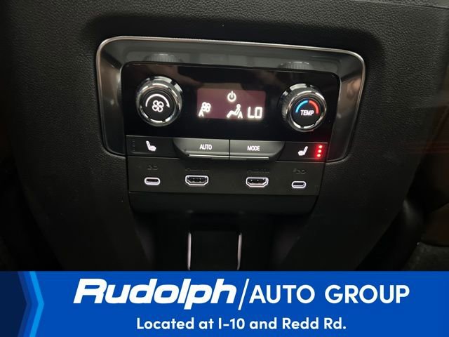 Used 2025 Chevrolet Tahoe High Country image 32