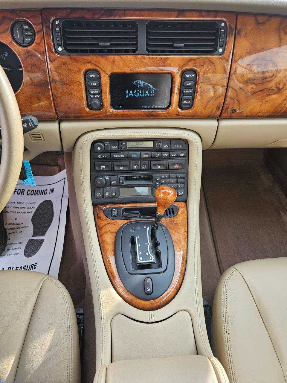 Used 2003 Jaguar XK8 Convertible image 14