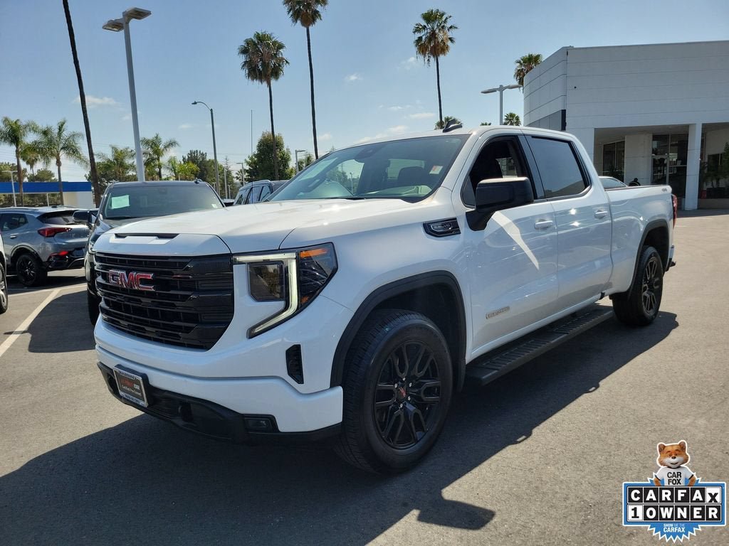 Used 2024 GMC Sierra 1500 Elevation AWD/4WD image 2