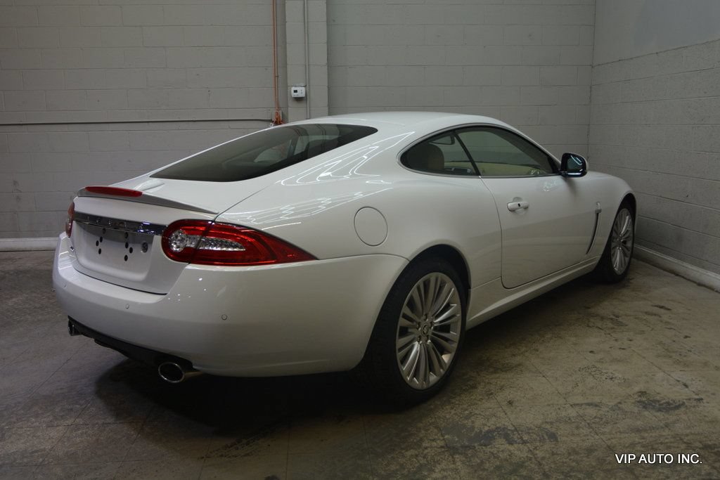 Used 2011 Jaguar XK Coupe RWD image 24