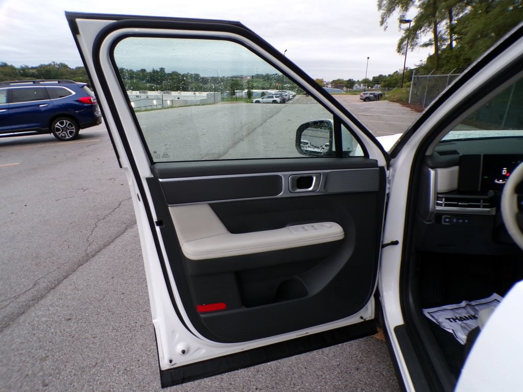 Certified 2024 Hyundai Santa Fe SEL FWD image 21