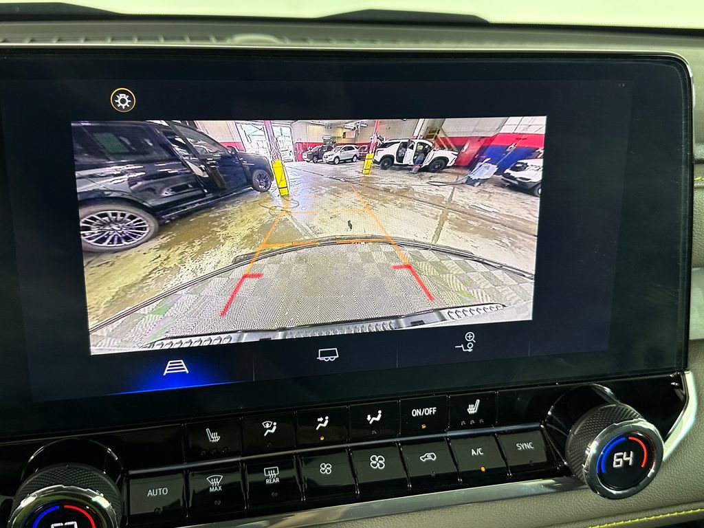 Used 2024 Chevrolet Colorado ZR2 AWD/4WD image 17
