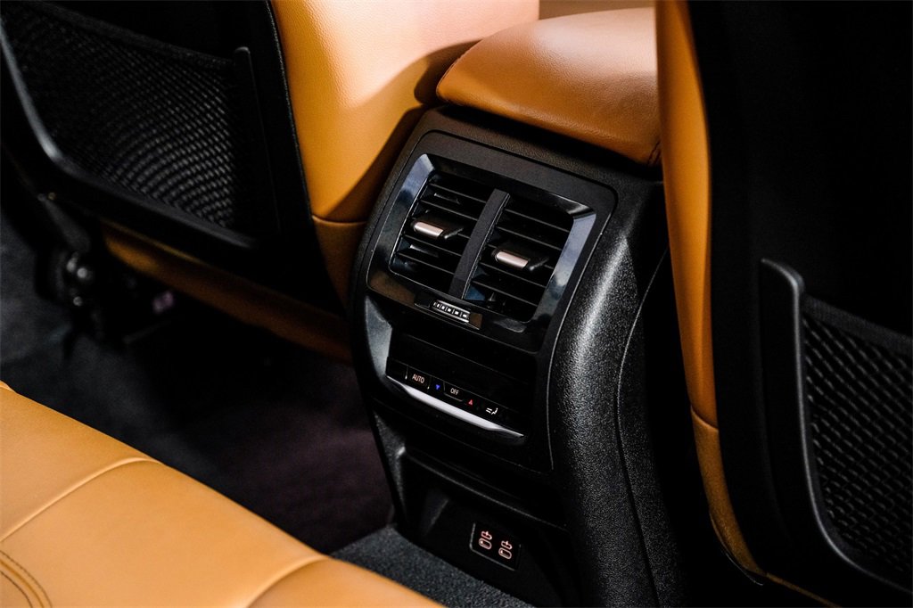 Used 2021 BMW X3 xDrive30e w/ Premium Package image 44