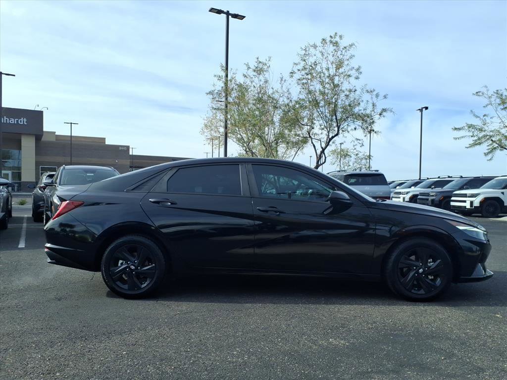 Certified 2023 Hyundai Elantra Blue image 7