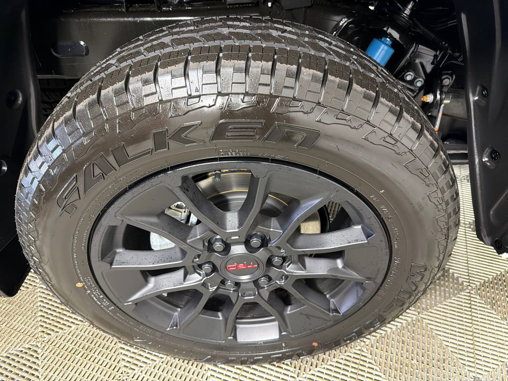 Used 2026 Toyota Tundra Limited w/ TRD Off-Road Package image 17