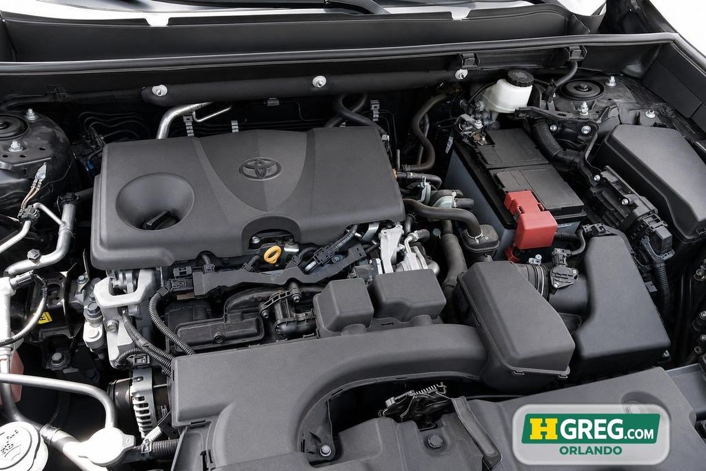 Used 2021 Toyota RAV4 XLE FWD image 14