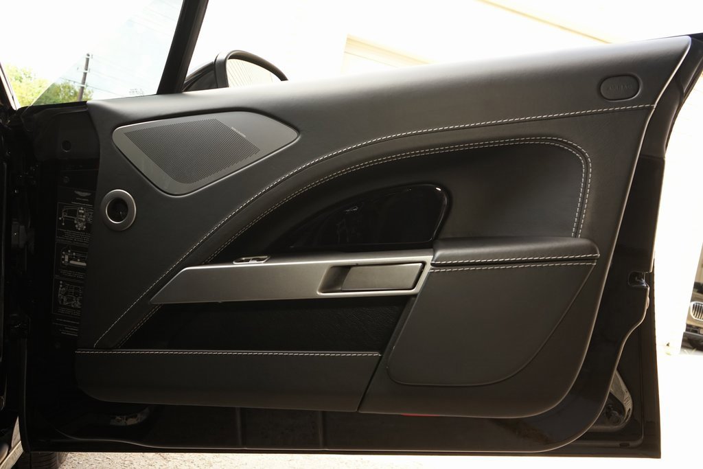 Used 2012 Aston Martin Rapide image 27