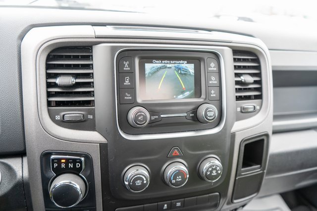 Used 2018 RAM 1500 Express image 19