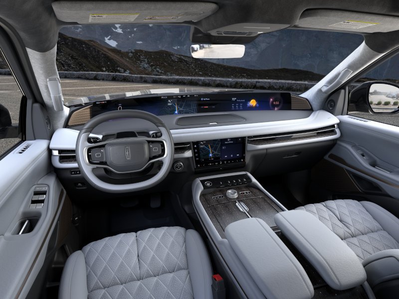 New 2026 Lincoln Navigator Black Label AWD/4WD image 9