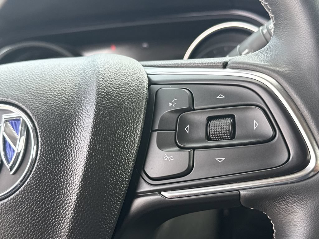 Used 2022 Buick Encore GX Essence w/ Advanced Technology Package FWD image 15